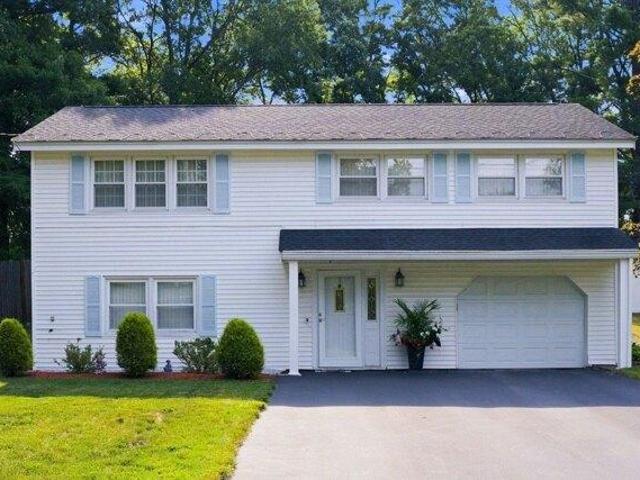 3 bedroom, Burlington MA 01803 105413975