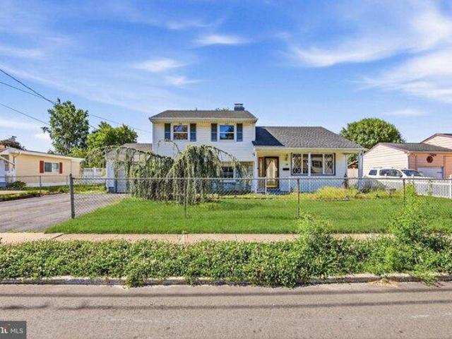 3 bedroom, Burlington NJ 08016 105287365