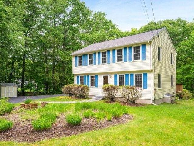3 bedroom, Goffstown NH 03045 104407482
