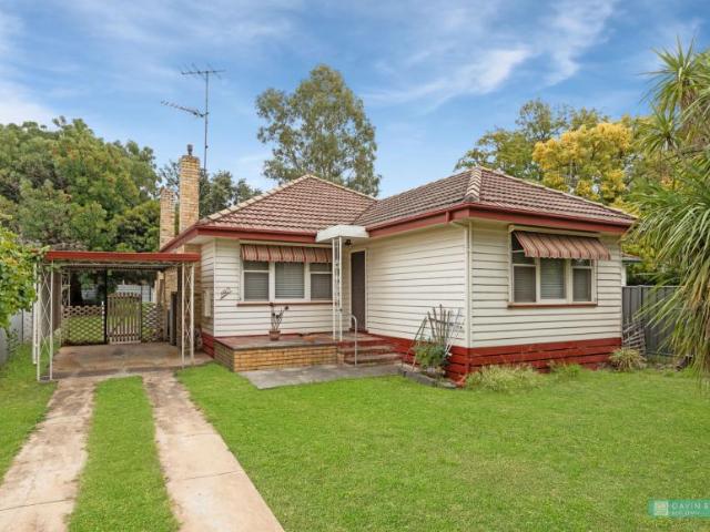 3 Bedroom House Golden Square VIC 101583373