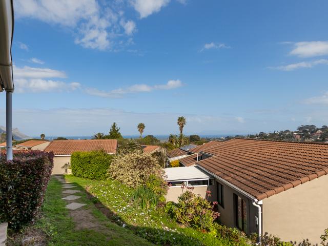 3 Bedroom Gated Estate To Let in Helena Heights