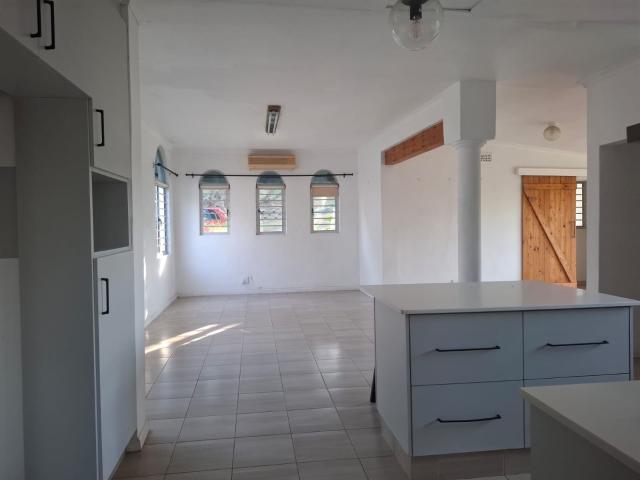3 Bedroom Garden Cottage To Let in Illovo Glen