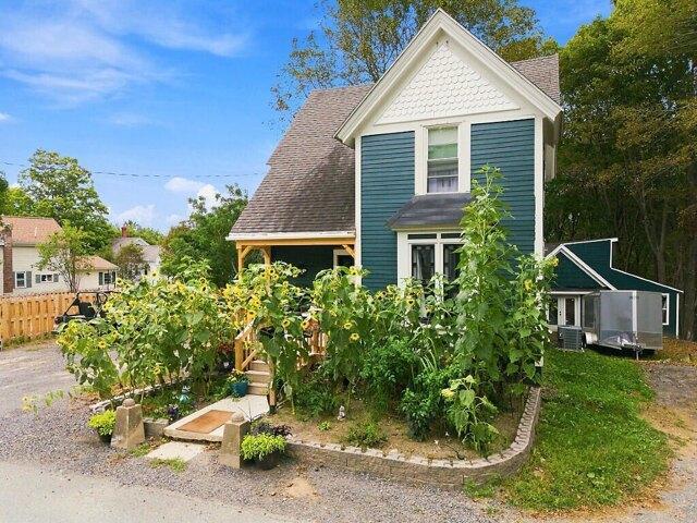 3 bedroom, Gardiner ME 04345 105610905