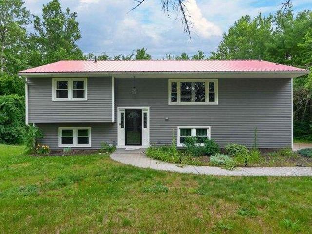 3 bedroom, Gilford NH 03249 104790349