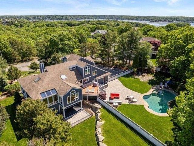 3 bedroom, Gloucester MA 01930 104569599
