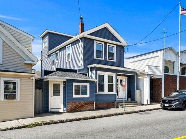3 bedroom, Gloucester MA 01930 105439218