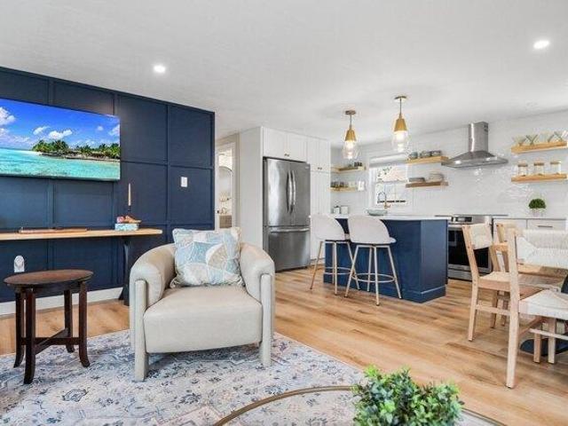 3 bedroom, Gloucester MA 01930 105611276