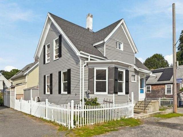 3 bedroom, Gloucester MA 01930 105632758