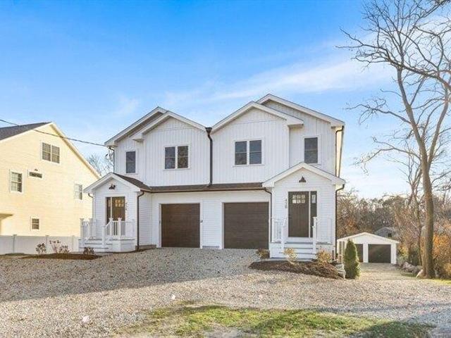 3 bedroom, Gloucester MA 01930 105364995