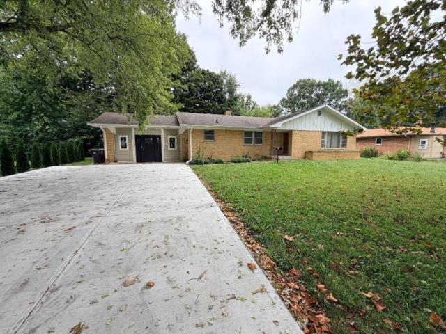 3 bedroom, Greenwood IN 46142 105844159