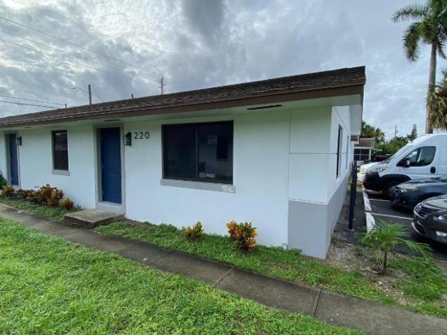 3 bedroom, Greenacres FL 33463 LS105918716