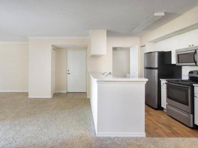 3 bedroom, Greenacres FL 33413 105891342