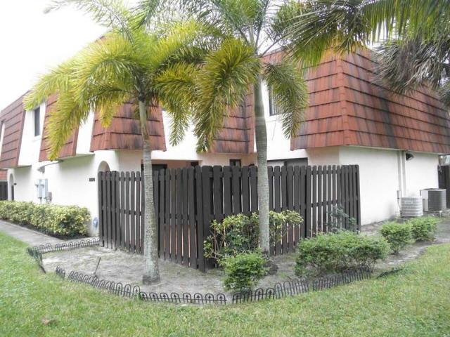 3 bedroom, Greenacres FL 33415 106170024