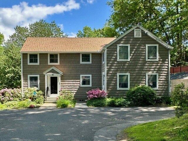 3 bedroom, Greenfield MA 01301 104478481