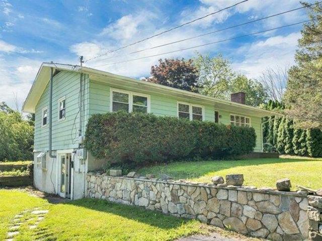 3 bedroom, Greenland NH 03840 105589498