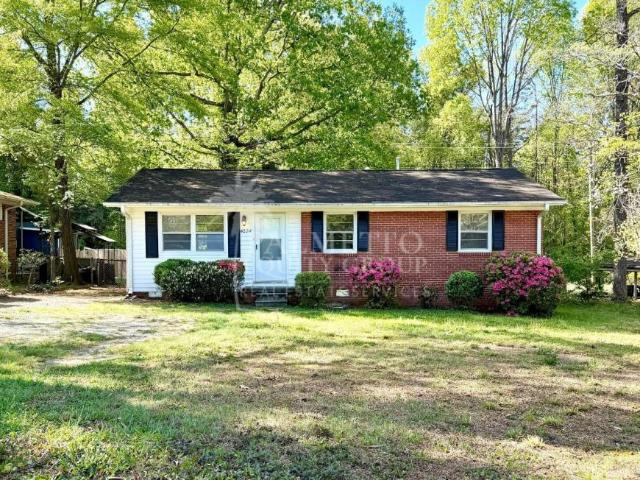 3 bedroom, Greensboro NC 27405 106243298