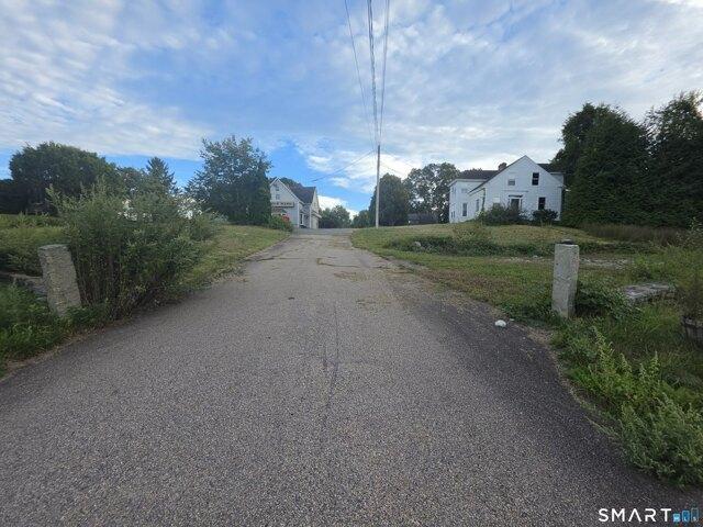 3 bedroom, Groton CT 06340 105693868