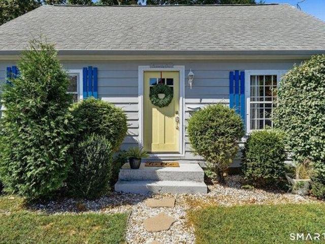 3 bedroom, Groton CT 06340 105931355
