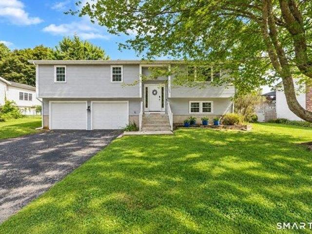 3 bedroom, Groton CT 06355 105940147