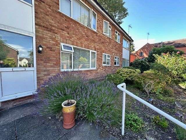 3 Bedroom Ground Flat