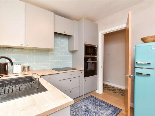 3 Bedroom Ground Flat