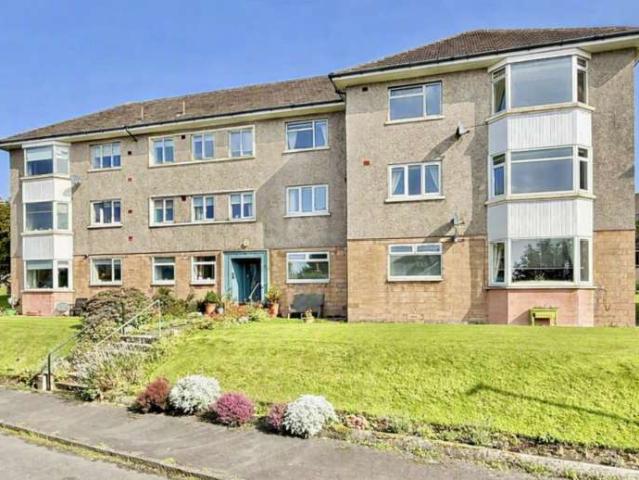 3 Bedroom Ground Flat