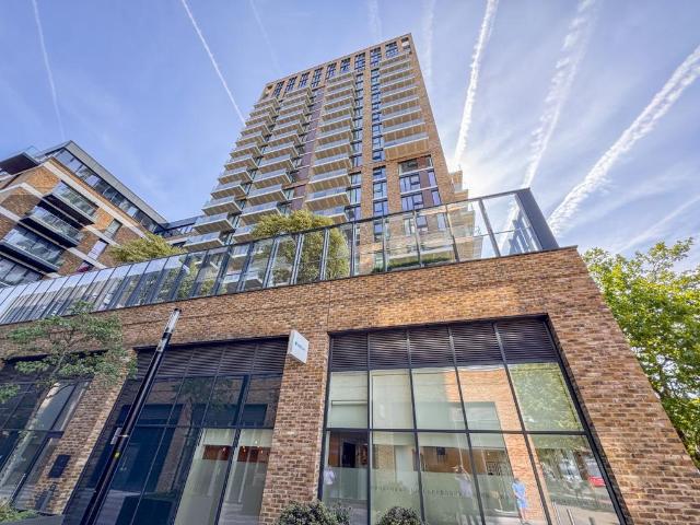 3 bedroom ground flat for sale
