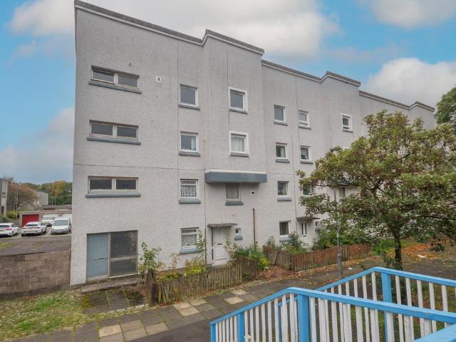 3 bedroom ground flat for sale