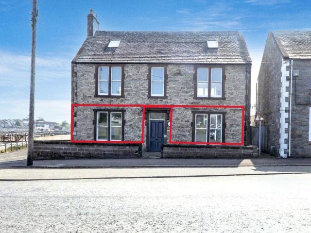 3 bedroom ground flat for sale