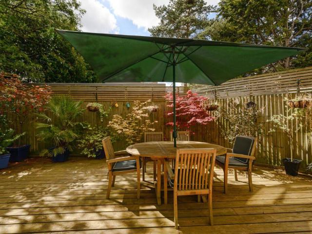 3 bedroom ground flat for sale