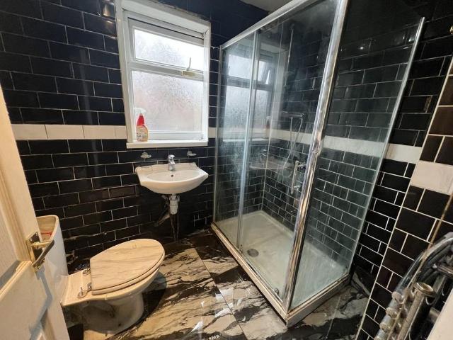 3 bedroom ground floor maisonette to rent