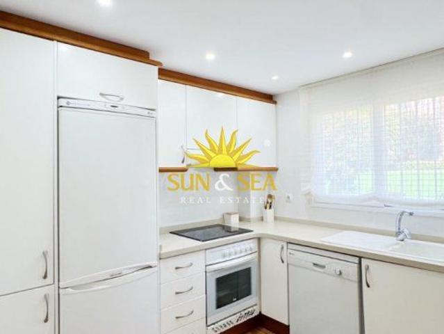 3 BEDROOM GROUND FLOOR APARTMENT WITH LARGE TERRACE, POOL AND GARAGE IN JÁVEA