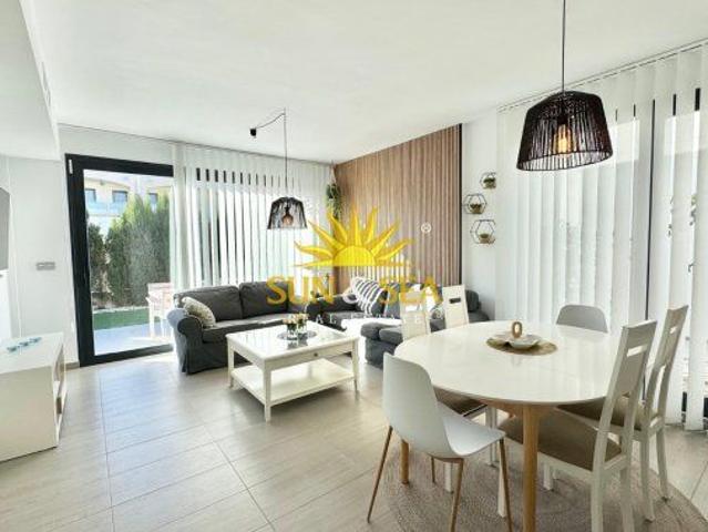 3 BEDROOM GROUND FLOOR CHALET – TORREVIEJA