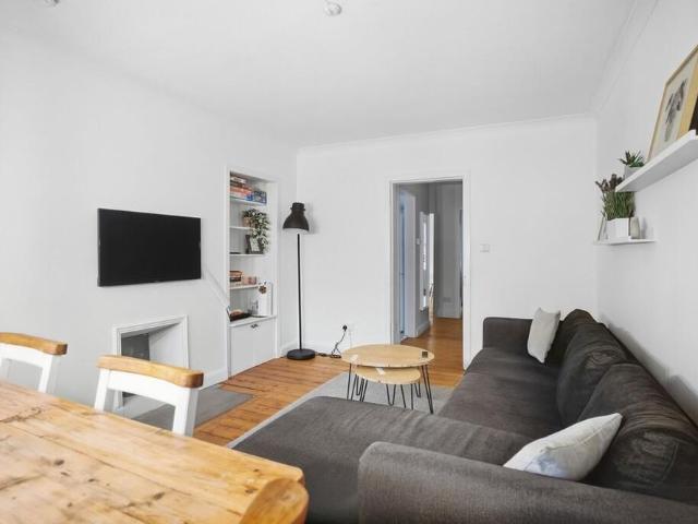 3 bedroom ground floor flat to rent