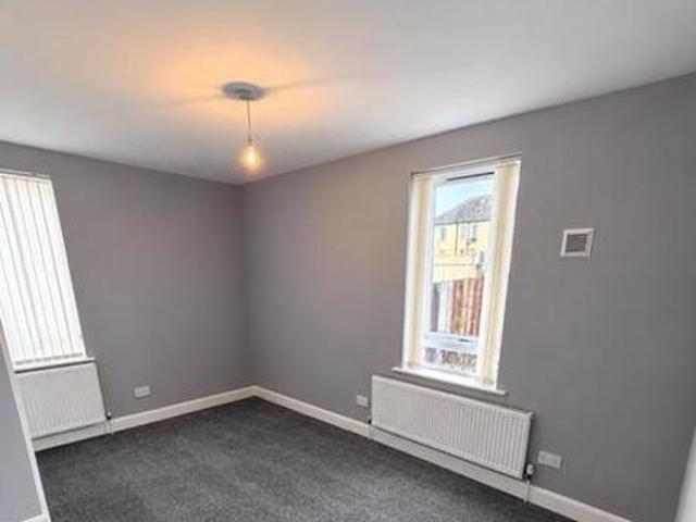 3 bedroom ground floor flat to rent