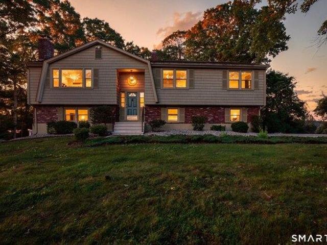 3 bedroom, Guilford CT 06437 104831554