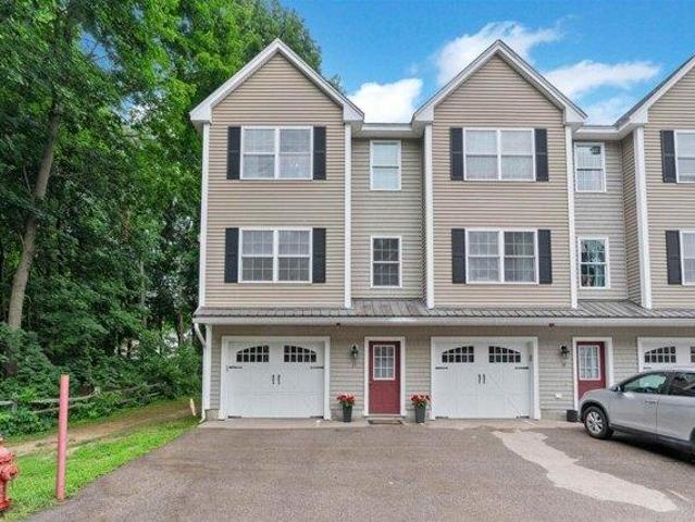 3 bedroom, Dover NH 03820 105367424