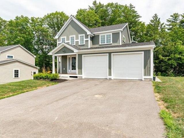 3 bedroom, Dover NH 03820 105588610
