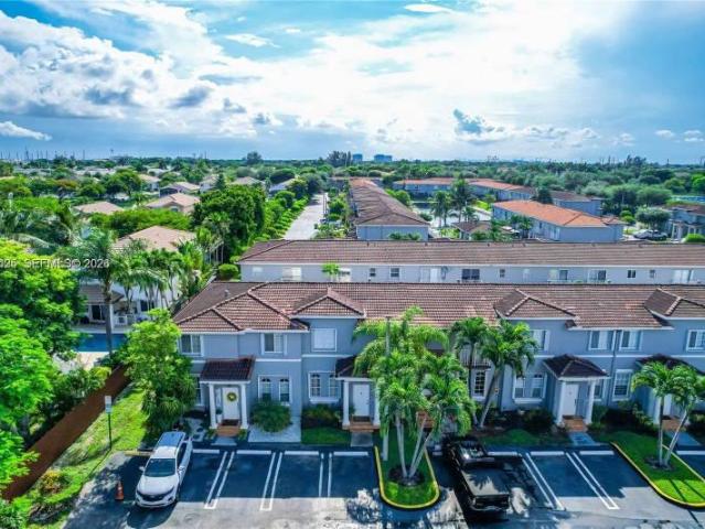 3 bedroom, Doral FL 33172 105337221