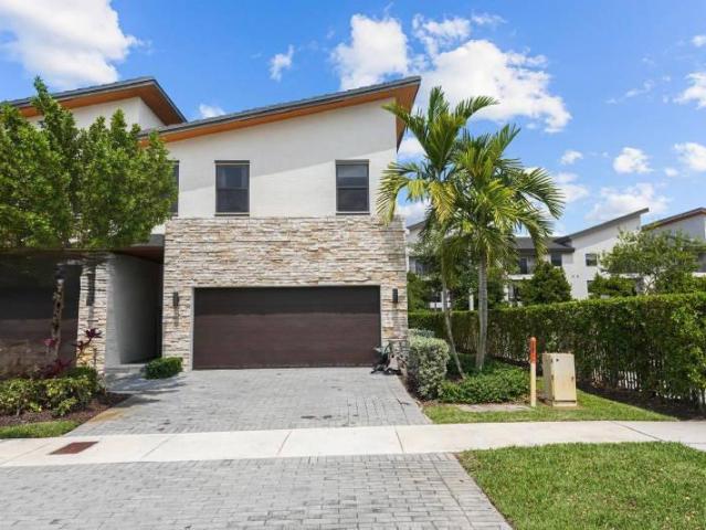 3 bedroom, Doral FL 33178 103179201
