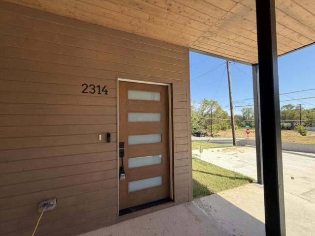 3 bedroom, Dallas TX 75203 LS105619440
