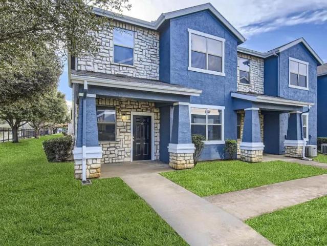 3 bedroom, Dallas TX 75215 105183201