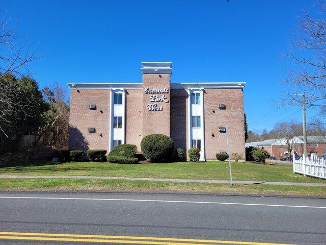 3 bedroom, Danbury CT 06810 104569027