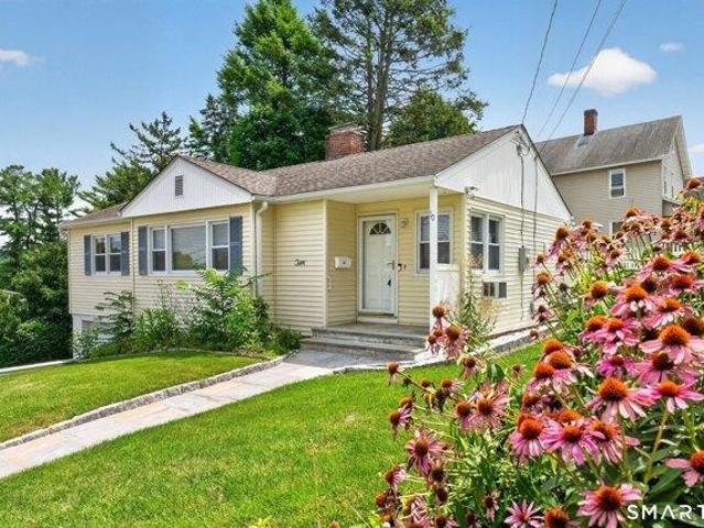 3 bedroom, Danbury CT 06810 104790772