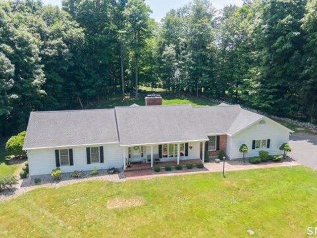 3 bedroom, Danbury CT 06811 104788547