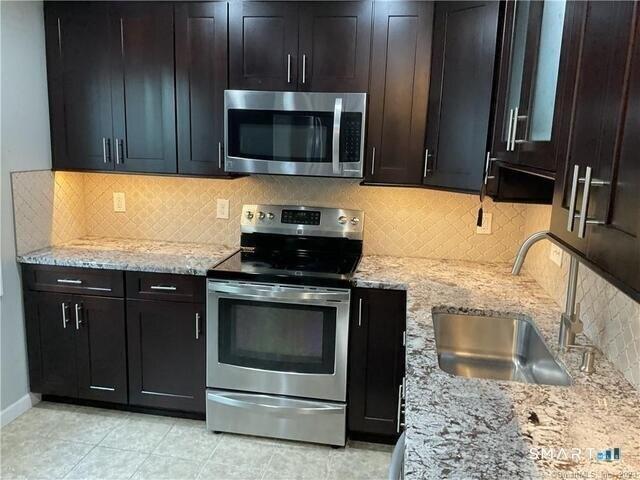 3 bedroom, Danbury CT 06811 104808542