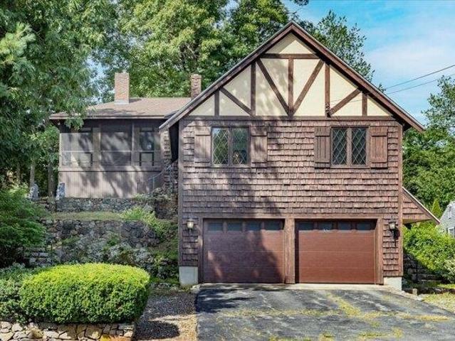 3 bedroom, Danvers MA 01923 105385738