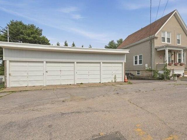 3 bedroom, Dartmouth MA 02748 105650269