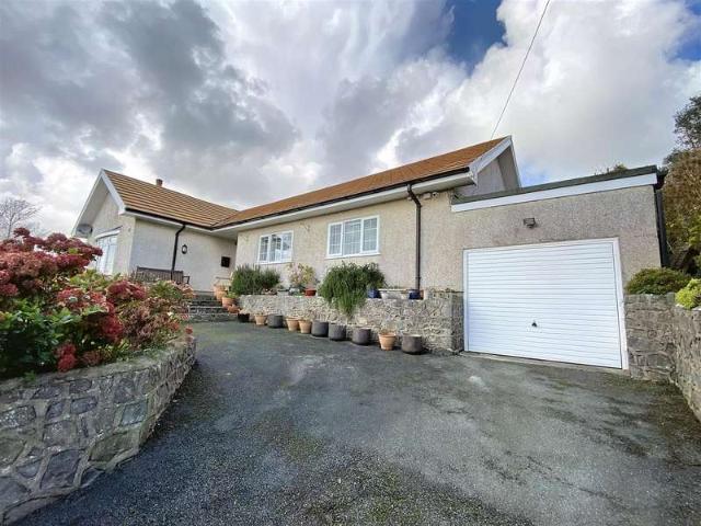 3 Bedroom Detached Bungalow