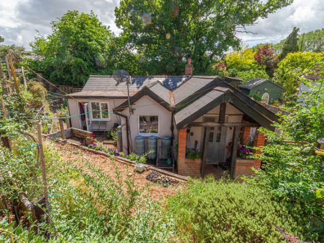 3 Bedroom Detached Bungalow